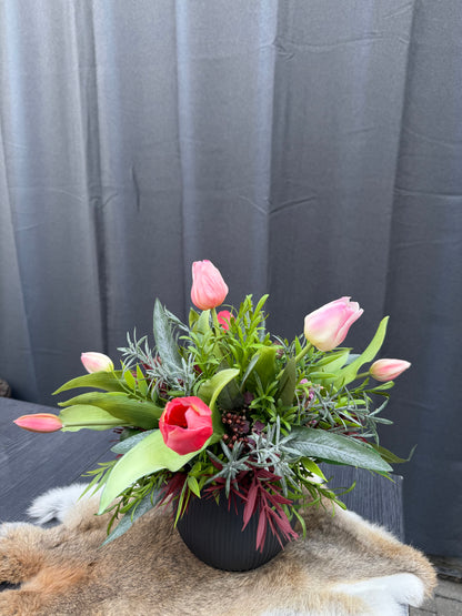 Bloemstuk tulpen roos mix