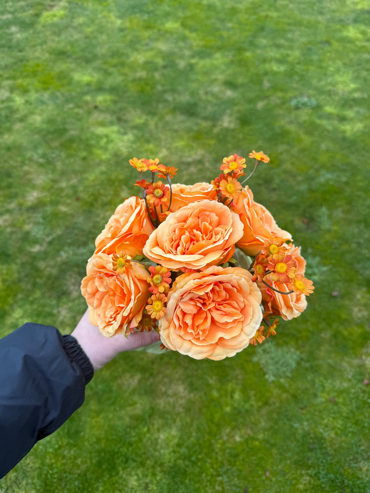 Bloemen vaas oranje bloemen
