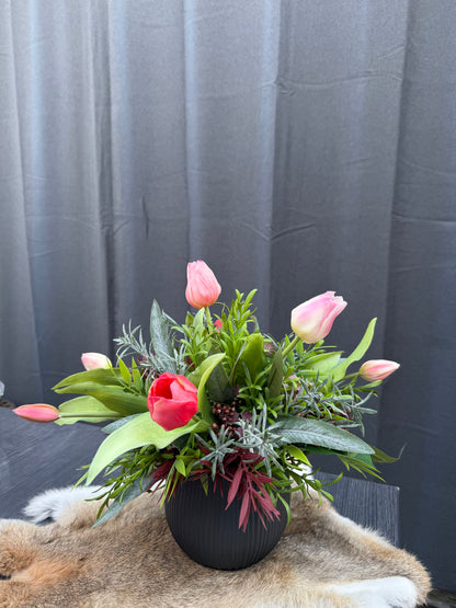 Bloemstuk tulpen roos mix